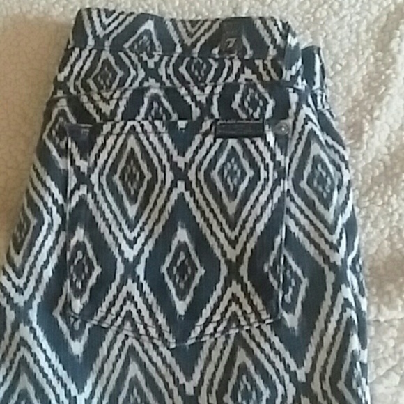 7 For All Mankind Diamond Pattern Crop Skinny US 4 - Picture 5 of 8